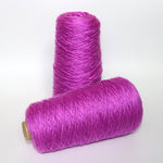 025 - Violet 100% acryl garen op kegel